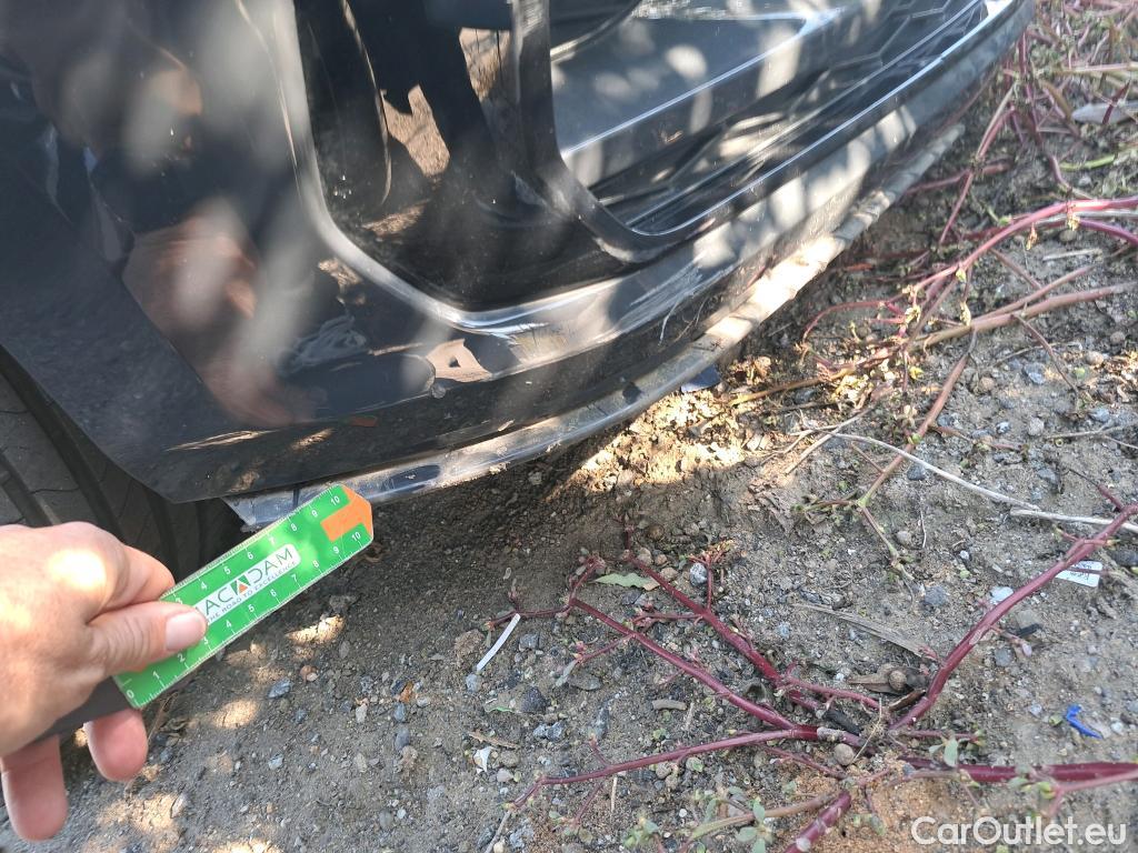  Volkswagen  Touran VOLKSWAGEN  / 2015 / 5P / monovolumen compacto Sport 2.0 TDI 110kW (150CV) #30