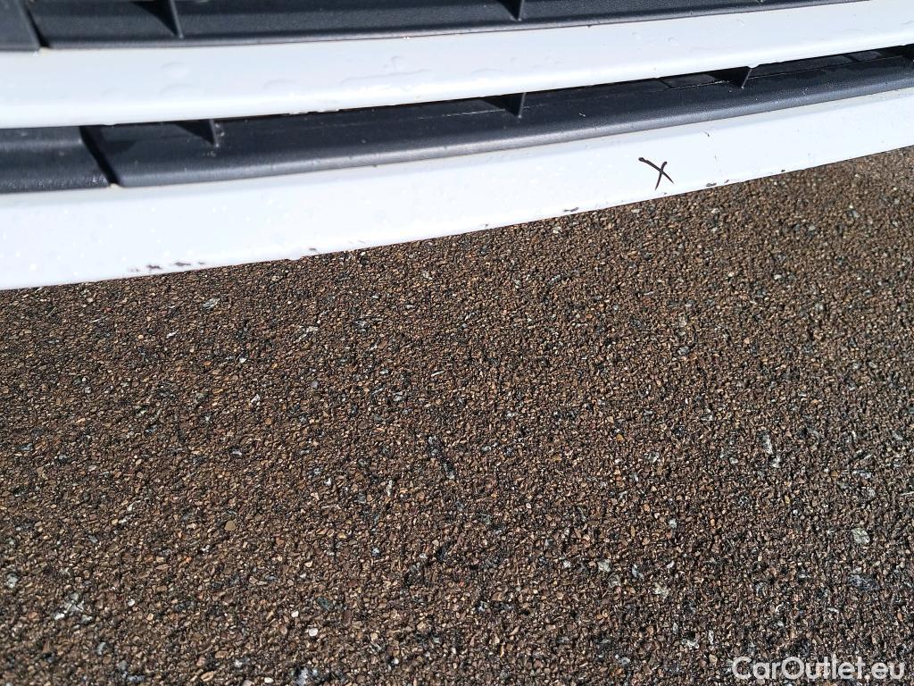  Volkswagen  Golf  VOLKSWAGEN / 2020 / 5P / berlina con portón 2.0 TDI 85kW (115CV) #8