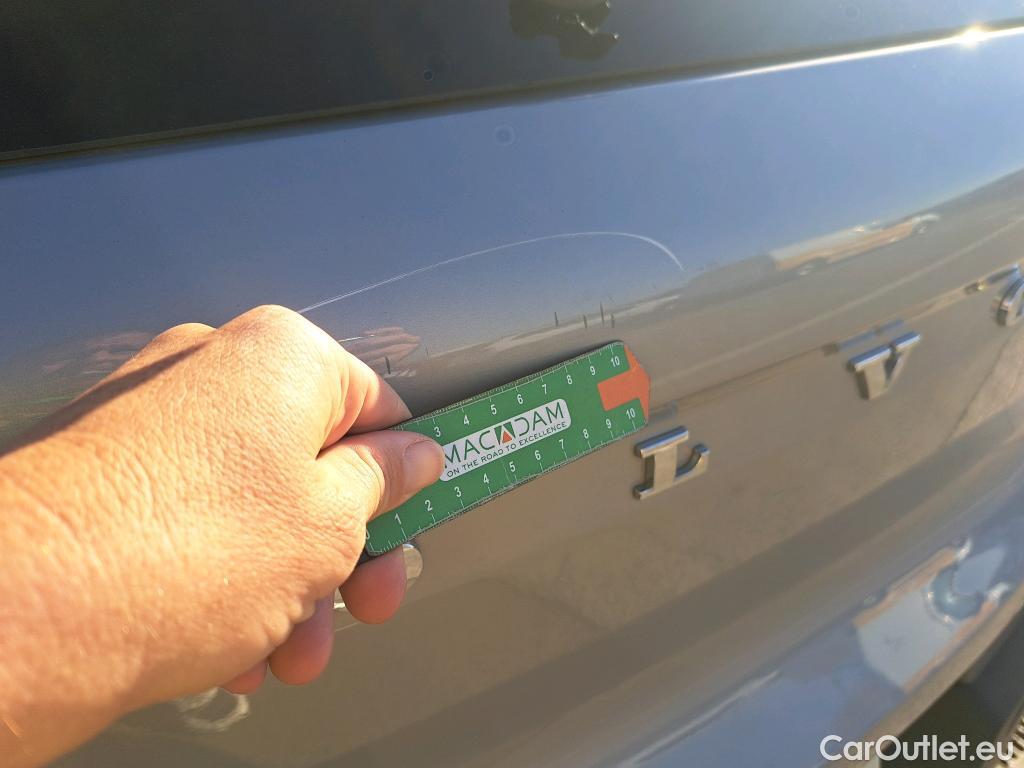  Volvo  XC 40 VOLVO XC40 / 2021 / 5P / todoterreno 1.5 T5 Recharge PHEV Plus Dark Auto #2