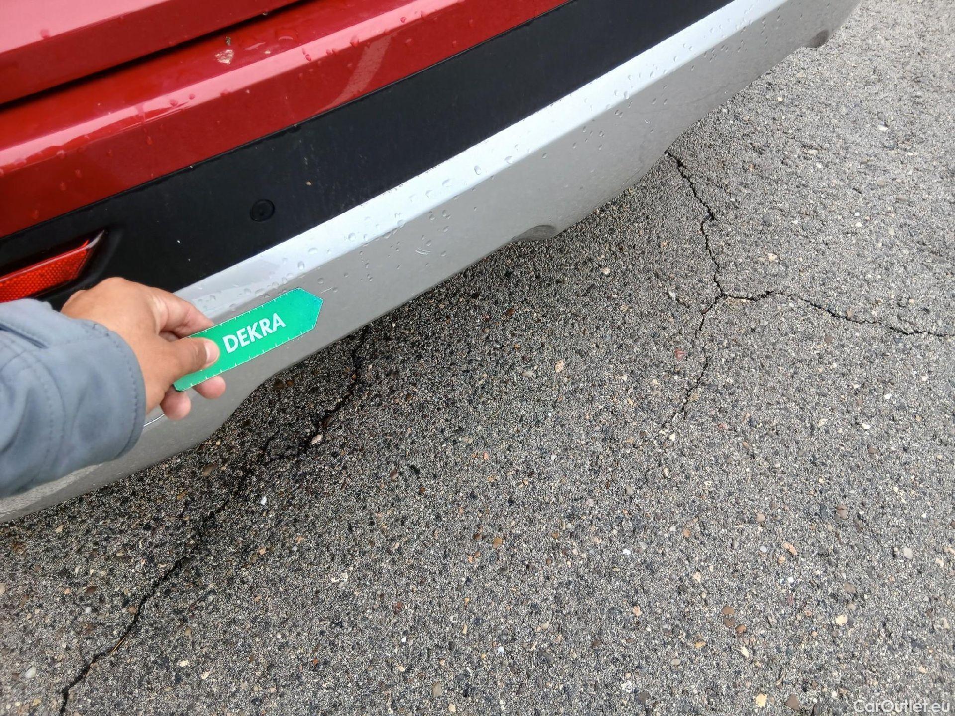  KIA  Niro KIA  / 2022 / 5P / crossover 1.6 GDi HEV 104kW (141CV) Concept #12