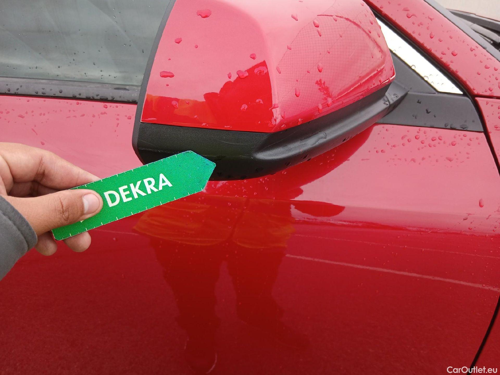  KIA  Niro KIA  / 2022 / 5P / crossover 1.6 GDi HEV 104kW (141CV) Concept #15