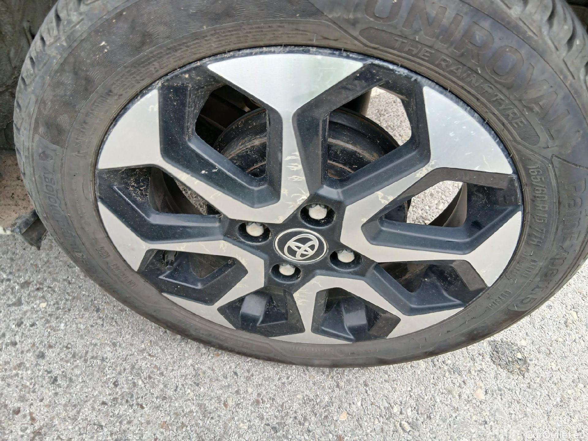  Toyota  Aygo TOYOTA  / 2018 / 5P / minicoche 1.0 70 x-play #16