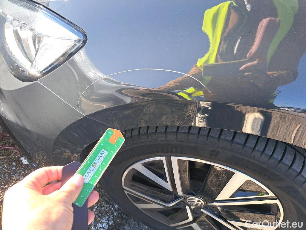  Volkswagen  Touran VOLKSWAGEN  / 2015 / 5P / monovolumen compacto Sport 2.0 TDI 110kW (150CV) #19