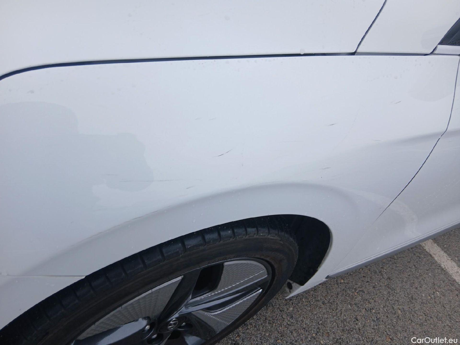  Hyundai   Ioniq HYUNDAI / 2019 / 5P / berlina con portón 1.6 GDI HEV Tecno DCT #11