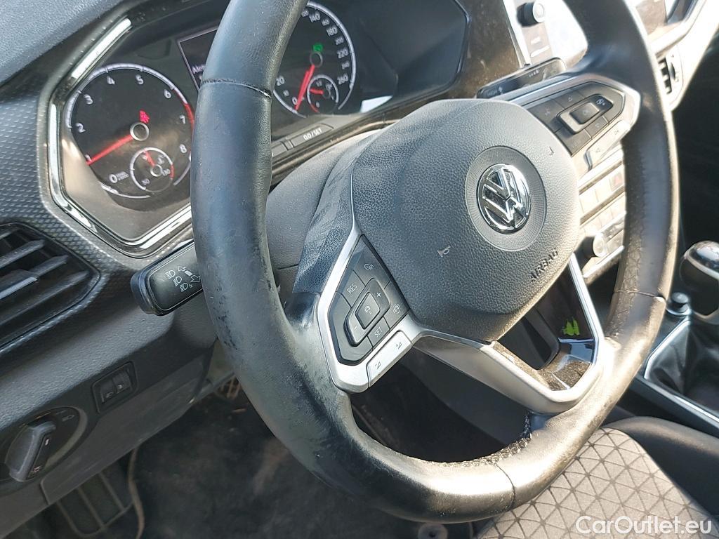  Volkswagen  T-CROSS VOLKSWAGEN  / 2018 / 5P / todoterreno Advance 1.0 TSI 85kW (115CV) DSG (AC) #30