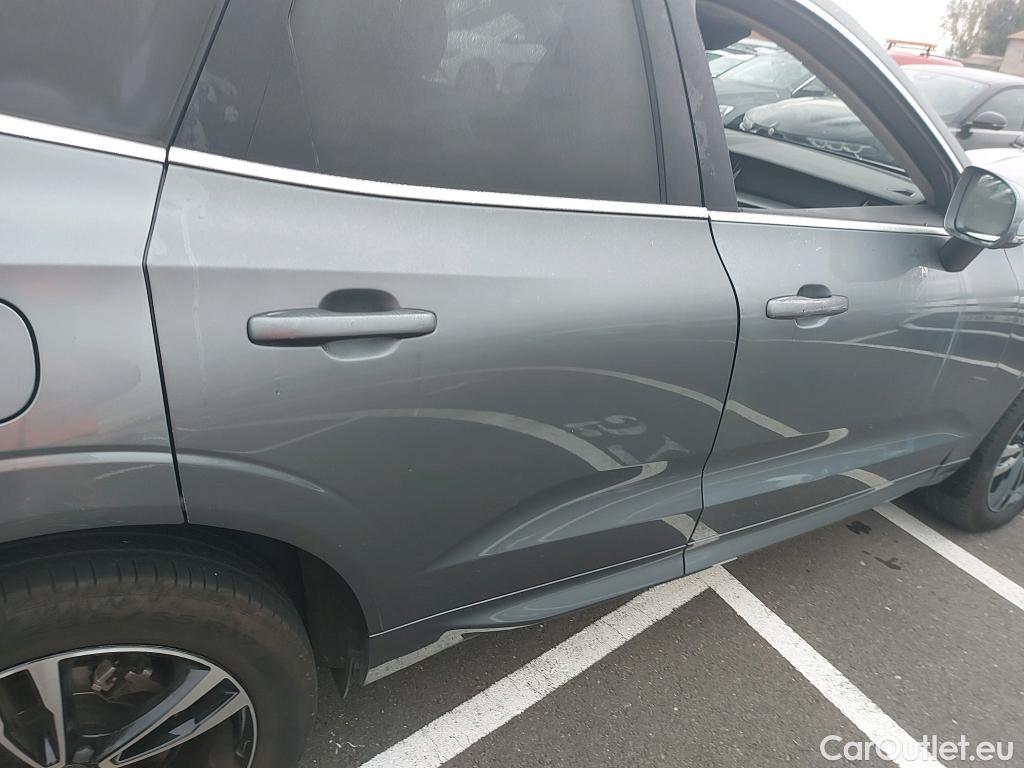  Volvo  XC60 VOLVO  / 2017 / 5P / todoterreno 2.0 T8 AWD Business Plus Auto #16