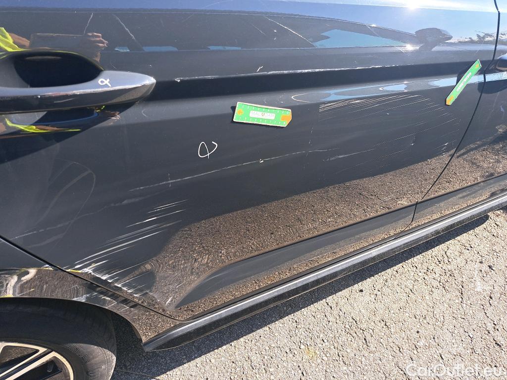  Volkswagen  Touran VOLKSWAGEN  / 2015 / 5P / monovolumen compacto Sport 2.0 TDI 110kW (150CV) #5