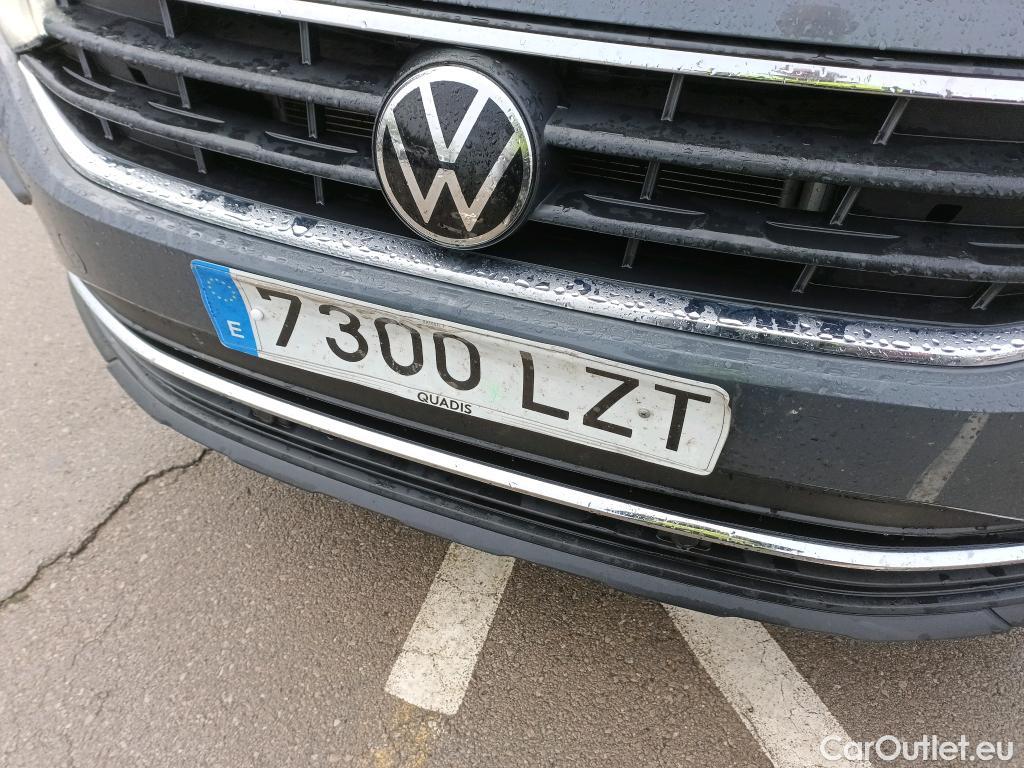  Volkswagen  Tiguan VOLKSWAGEN  / 2020 / 5P / todoterreno Life 1.5 TSI 110kW (150CV) DSG #15