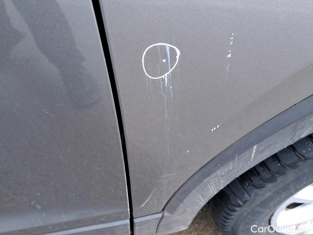  Volkswagen  T-CROSS VOLKSWAGEN  / 2018 / 5P / todoterreno Advance 1.0 TSI 85kW (115CV) DSG (AC) #8