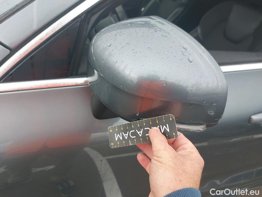  Volvo  XC60 VOLVO  / 2017 / 5P / todoterreno 2.0 T8 AWD Business Plus Auto #30