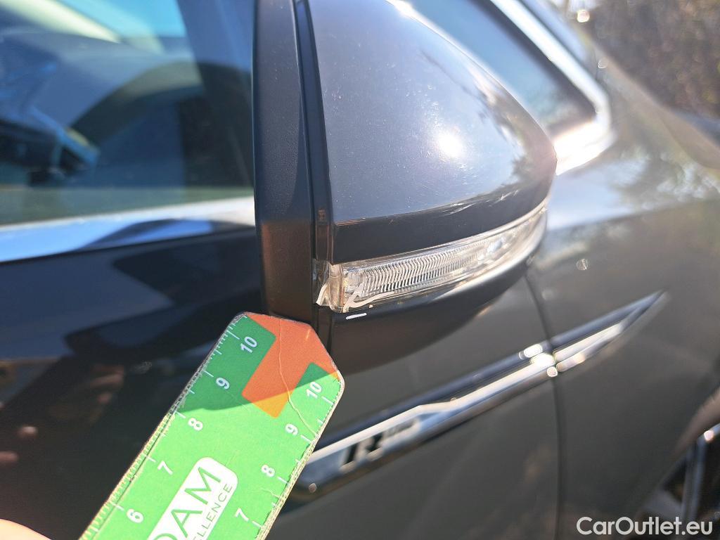  Volkswagen  Touran VOLKSWAGEN  / 2015 / 5P / monovolumen compacto Sport 2.0 TDI 110kW (150CV) #36