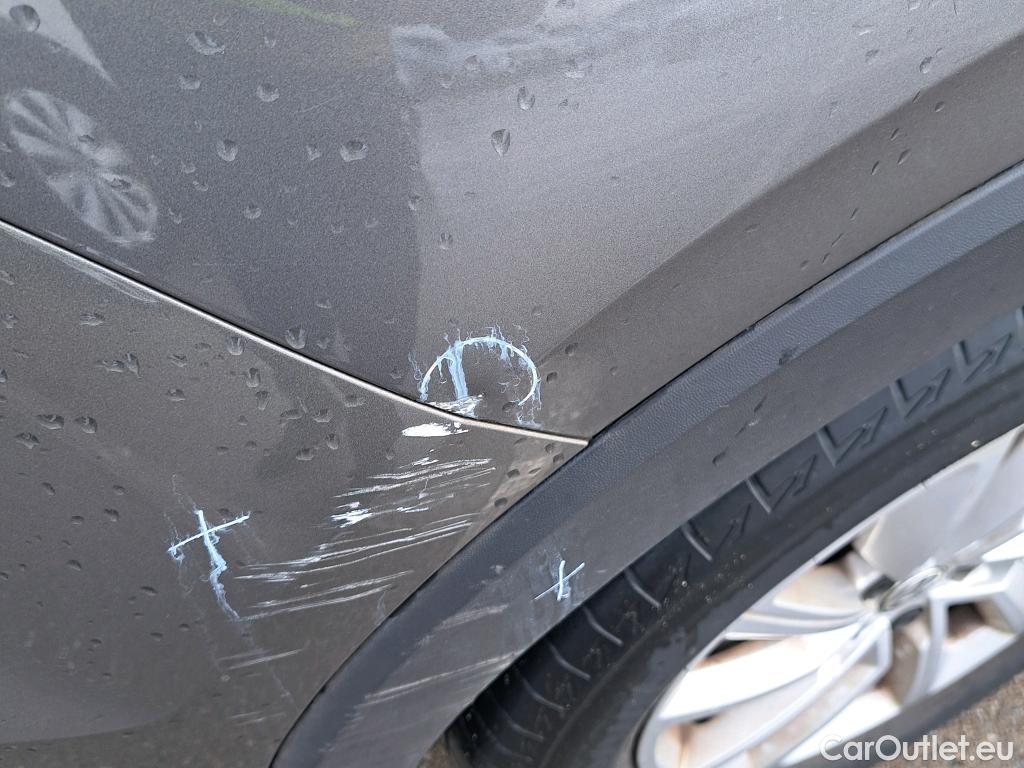  Volkswagen  T-CROSS VOLKSWAGEN  / 2018 / 5P / todoterreno Advance 1.0 TSI 85kW (115CV) DSG (AC) #27