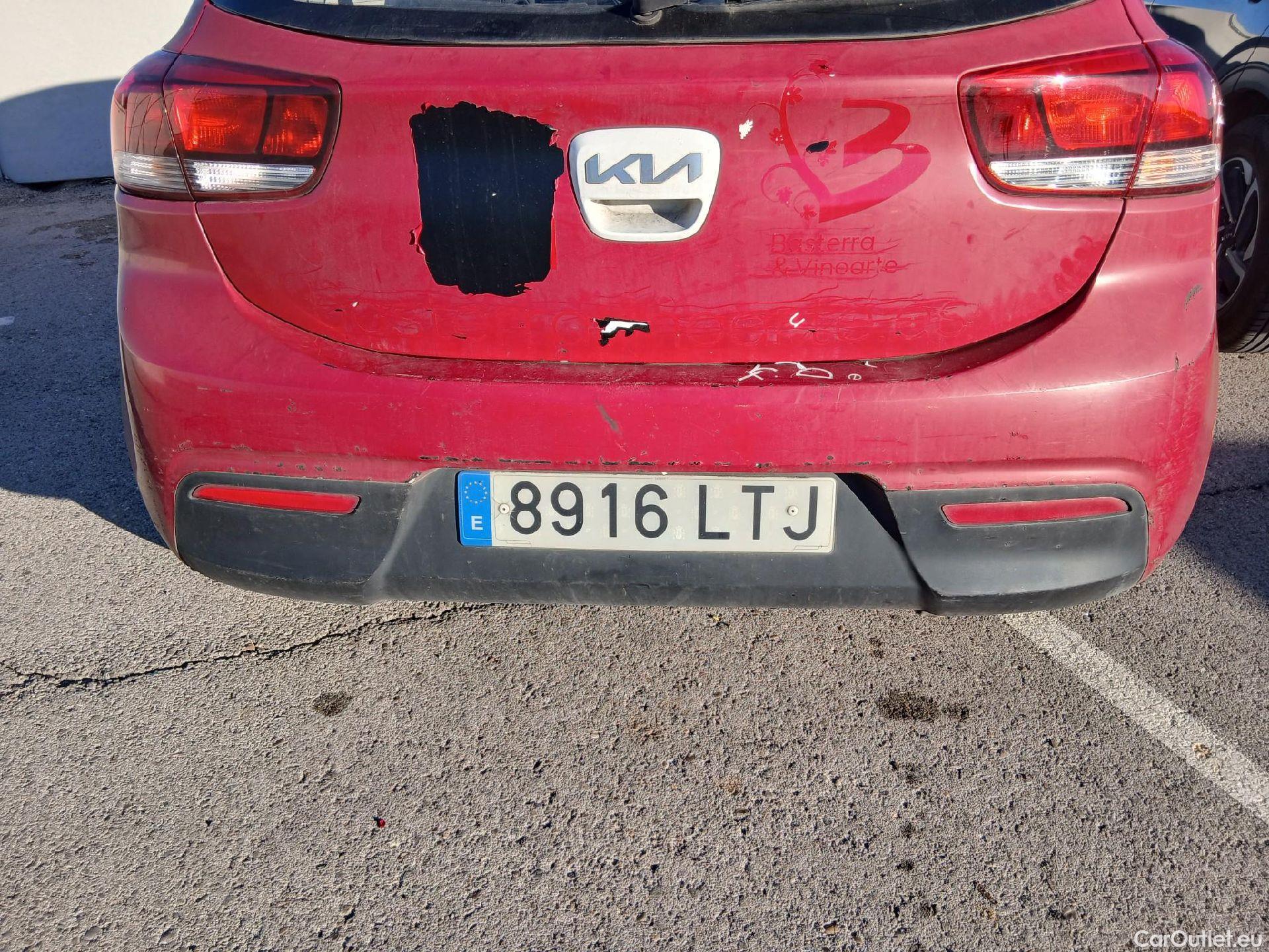  KIA  Rio KIA  / 2020 / 5P / berlina con portón 1.0 T-GDi 74kW (100CV) MHEV iMT Concept #22