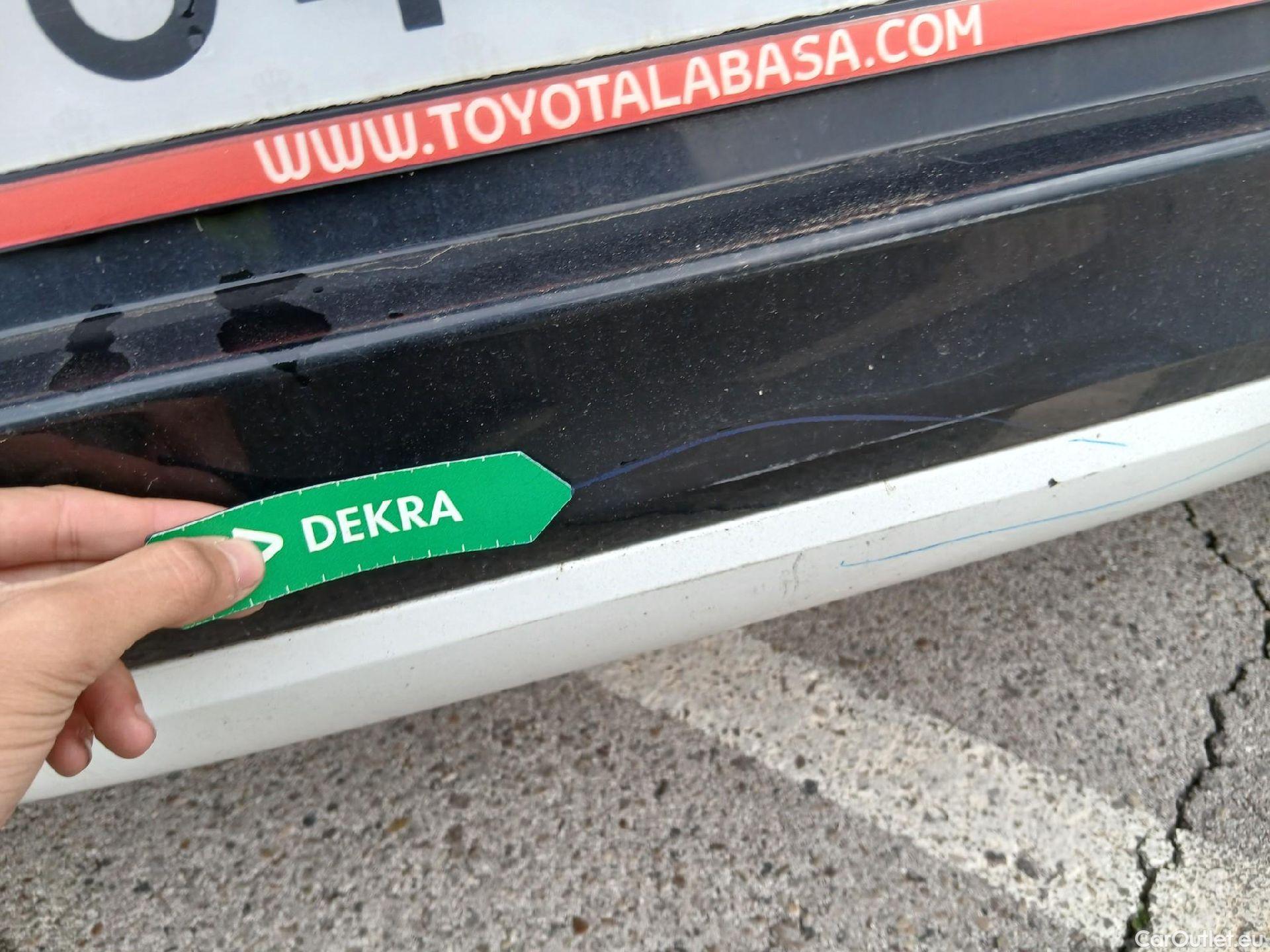  Toyota  Aygo TOYOTA  / 2018 / 5P / minicoche 1.0 70 x-play #20