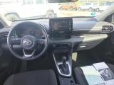  Toyota  Yaris TOYOTA  / 2020 / 5P / berlina con portón 1.5 120H Business Plus #3
