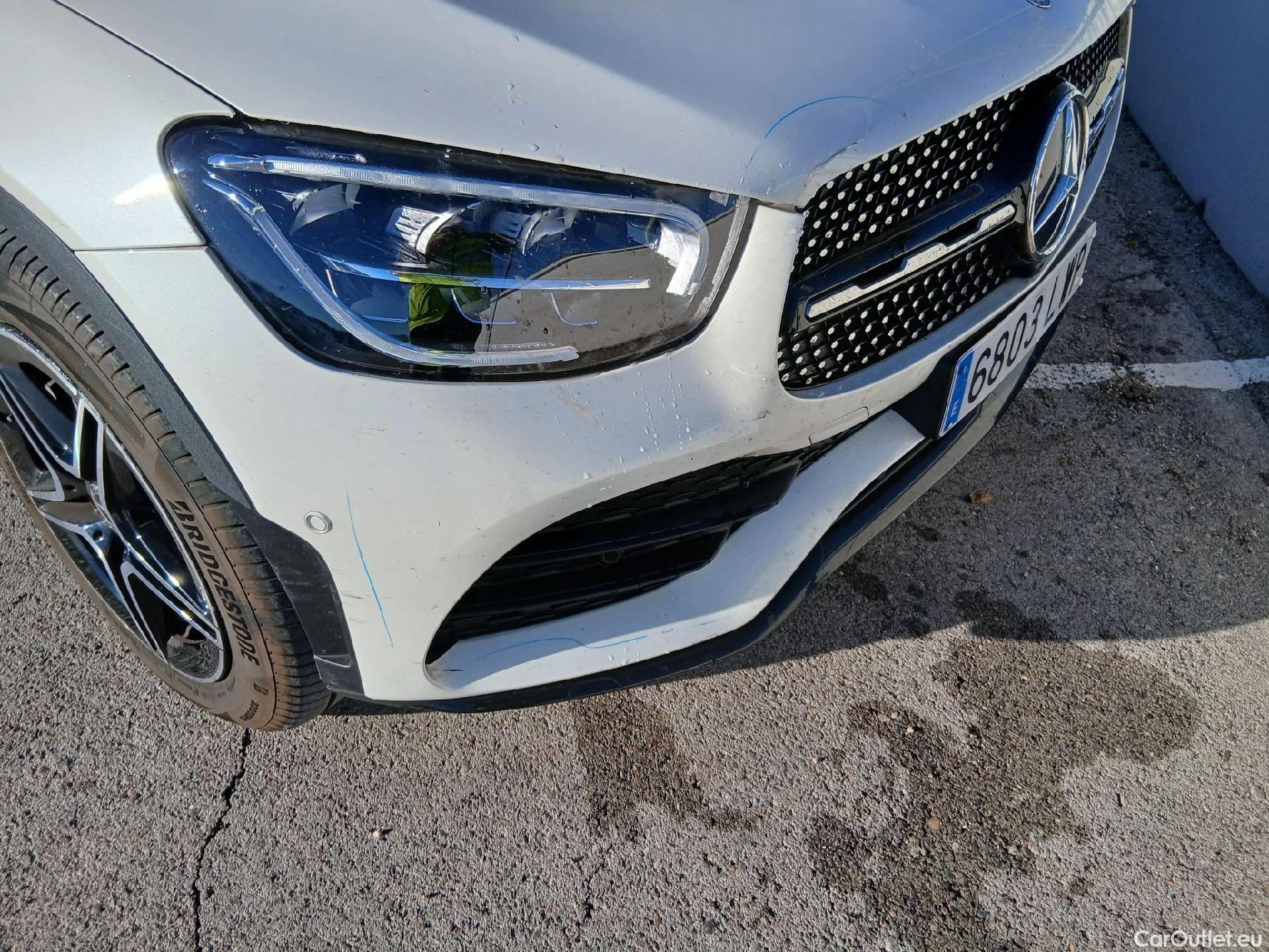  Mercedes  G-Klasee MERCEDES-BENZ GLC Coupé / 2019 / 5P / coupé GLC 300 de 4MATIC #2