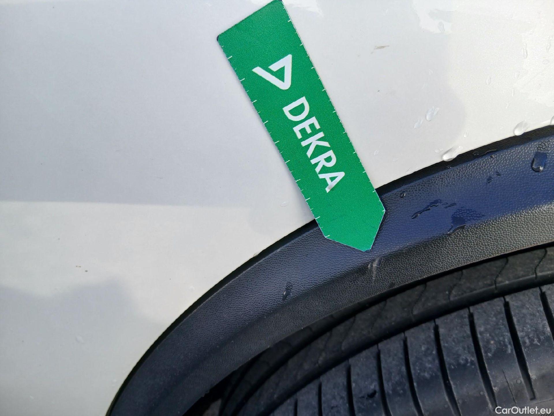  Mercedes  G-Klasee MERCEDES-BENZ GLC Coupé / 2019 / 5P / coupé GLC 300 de 4MATIC #18