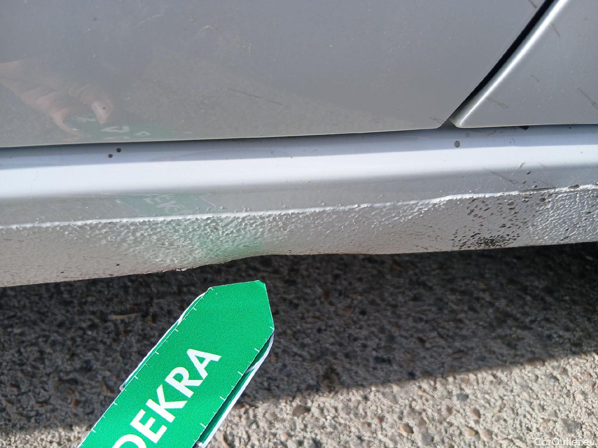  Volkswagen  Polo VOLKSWAGEN  / 2017 / 5P / berlina con portón Advance 1.0 TSI 70kW (95CV) #29