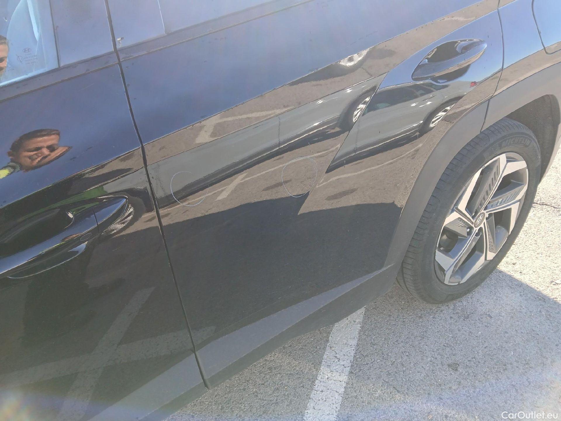  Hyundai  Tucson HYUNDAI  / 2020 / 5P / todoterreno 1.6 TGDI PHEV 195kW Style Auto 4x4 #15