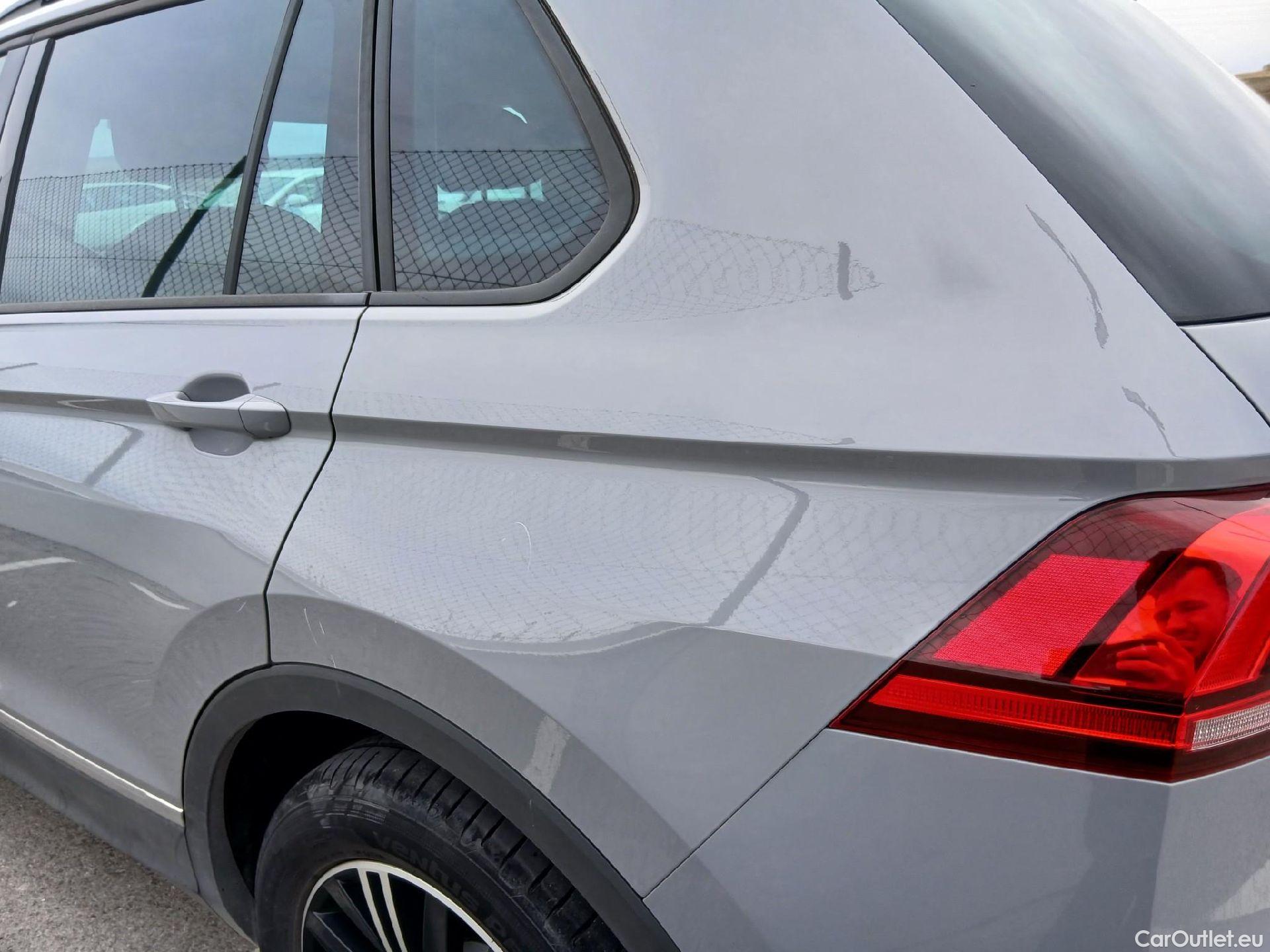  Volkswagen  Tiguan VOLKSWAGEN  / 2020 / 5P / todoterreno Life 2.0 TDI 110kW (150CV) DSG #22