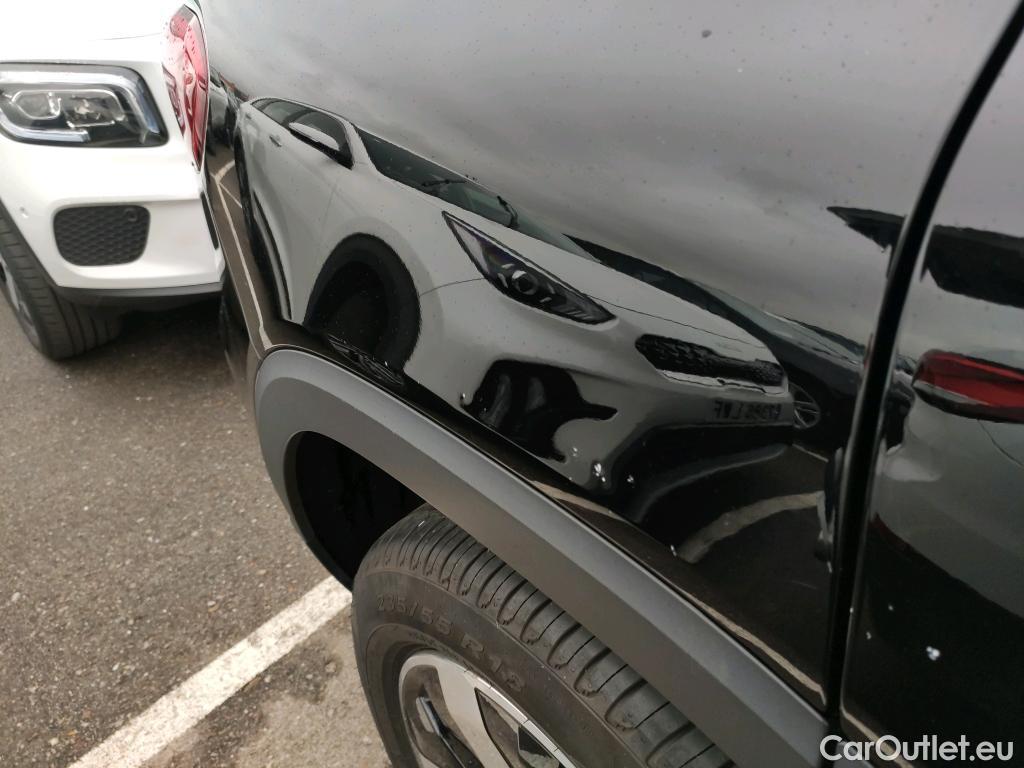  Mercedes  GLB MERCEDES-BENZ  / 2019 / 5P / todoterreno 2.0  200 D DCT 110KW (150CV) #6