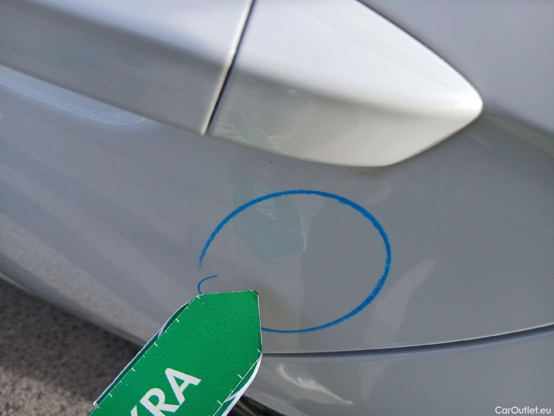  Volkswagen  Polo VOLKSWAGEN  / 2017 / 5P / berlina con portón Advance 1.0 TSI 70kW (95CV) #18