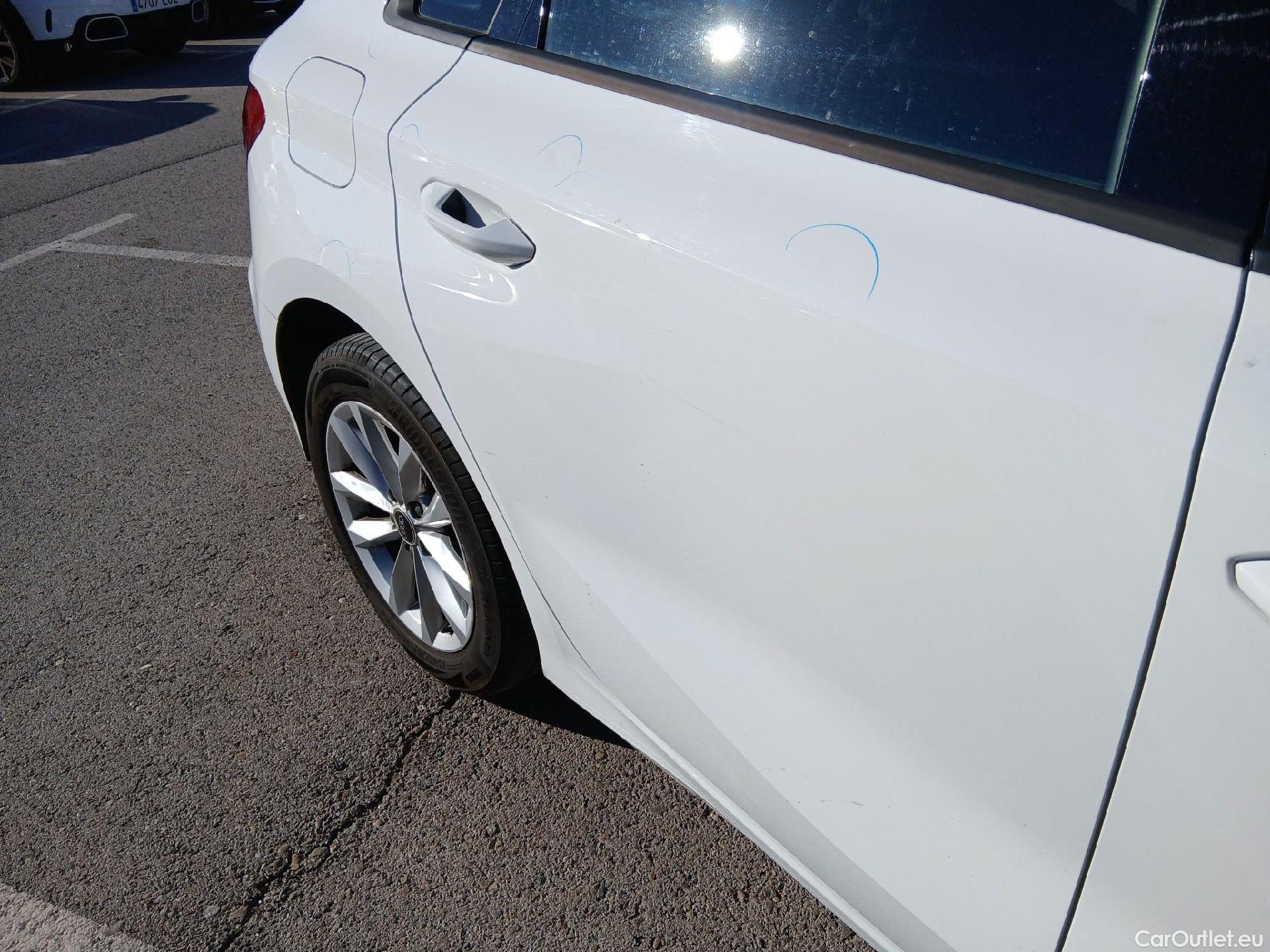  Audi  A3 AUDI  / 2020 / 5P / berlina con portón Sportback 30 TFSI 81kW (110CV) S tronic #33