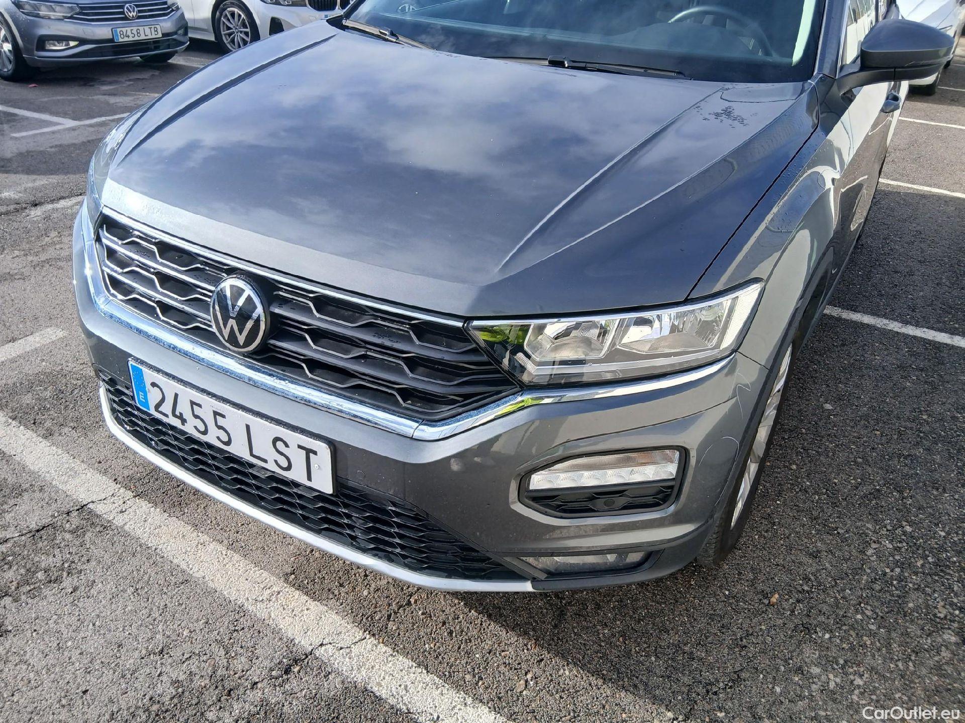  Volkswagen  T-ROC VOLKSWAGEN  / 2017 / 5P / todoterreno Advance 2.0 TDI 110kW (150CV) DSG (AC2) #9