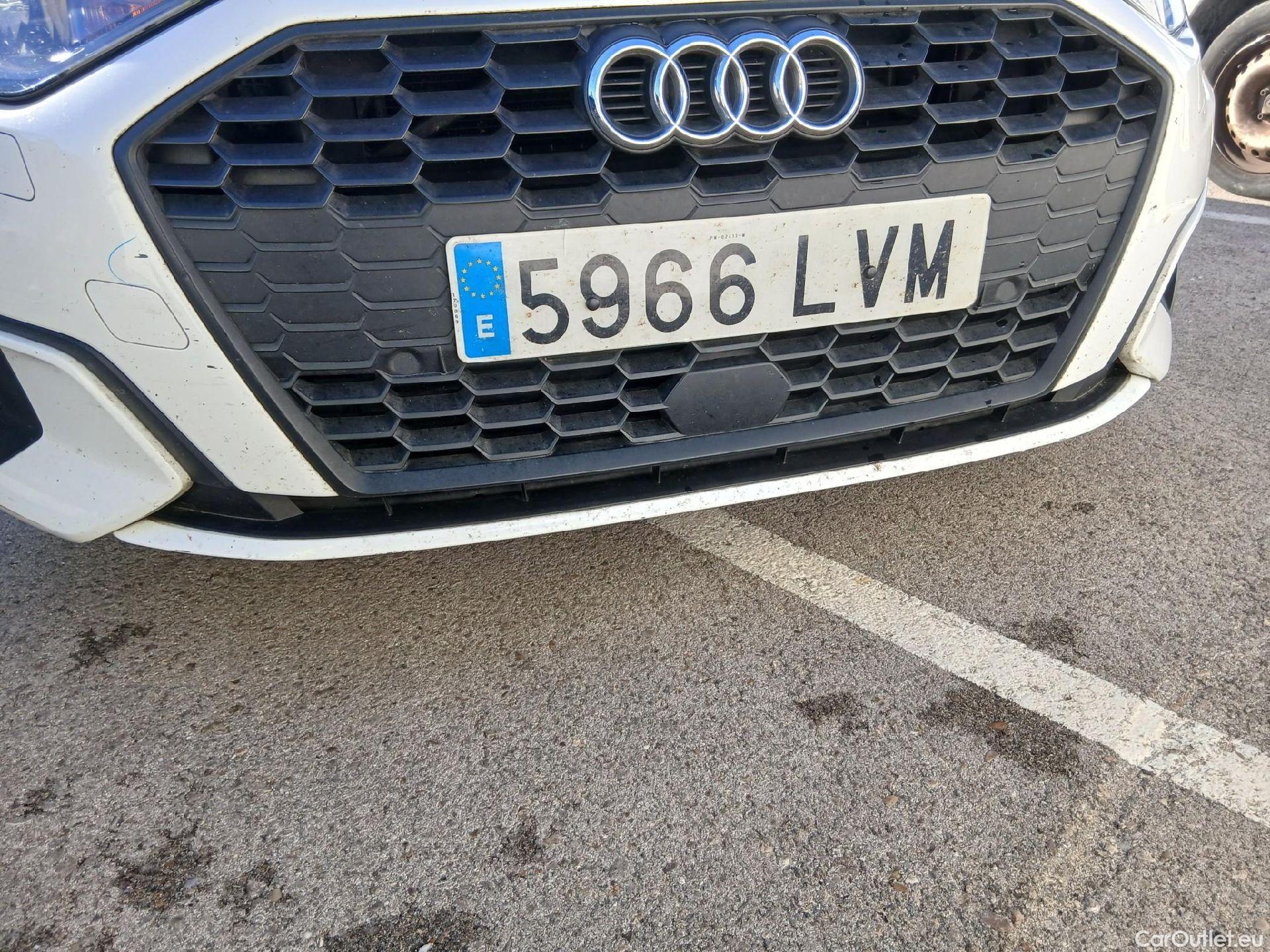  Audi  A3 AUDI  / 2020 / 5P / berlina con portón Sportback 30 TFSI 81kW (110CV) S tronic #6