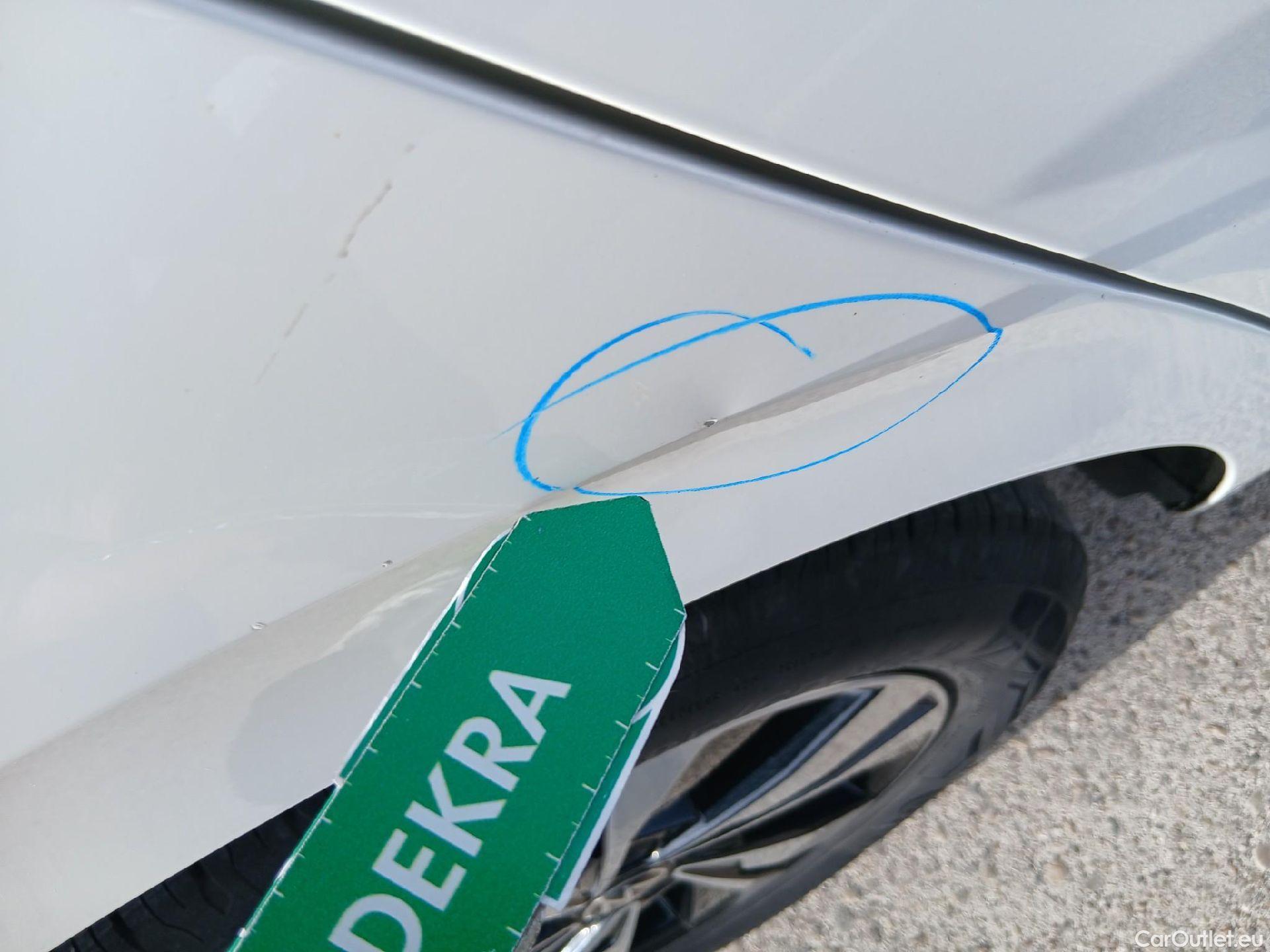  Volkswagen  Polo VOLKSWAGEN  / 2017 / 5P / berlina con portón Advance 1.0 TSI 70kW (95CV) #25