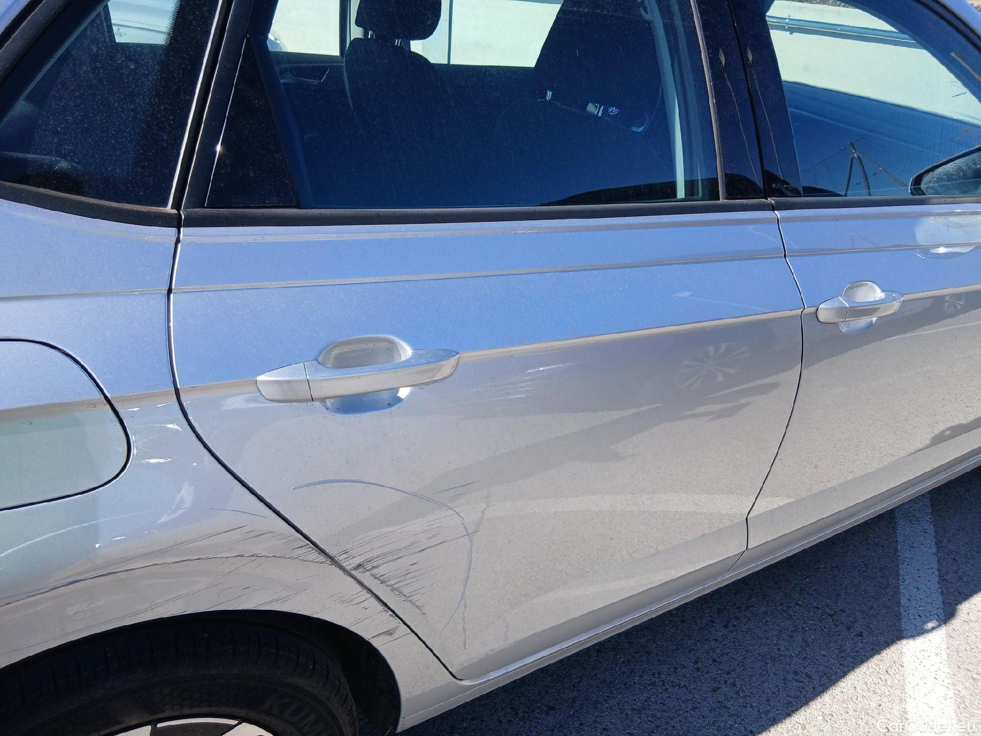  Volkswagen  Polo VOLKSWAGEN  / 2021 / 5P / berlina con portón Life 1.0 TSI 70kW (95CV) #22