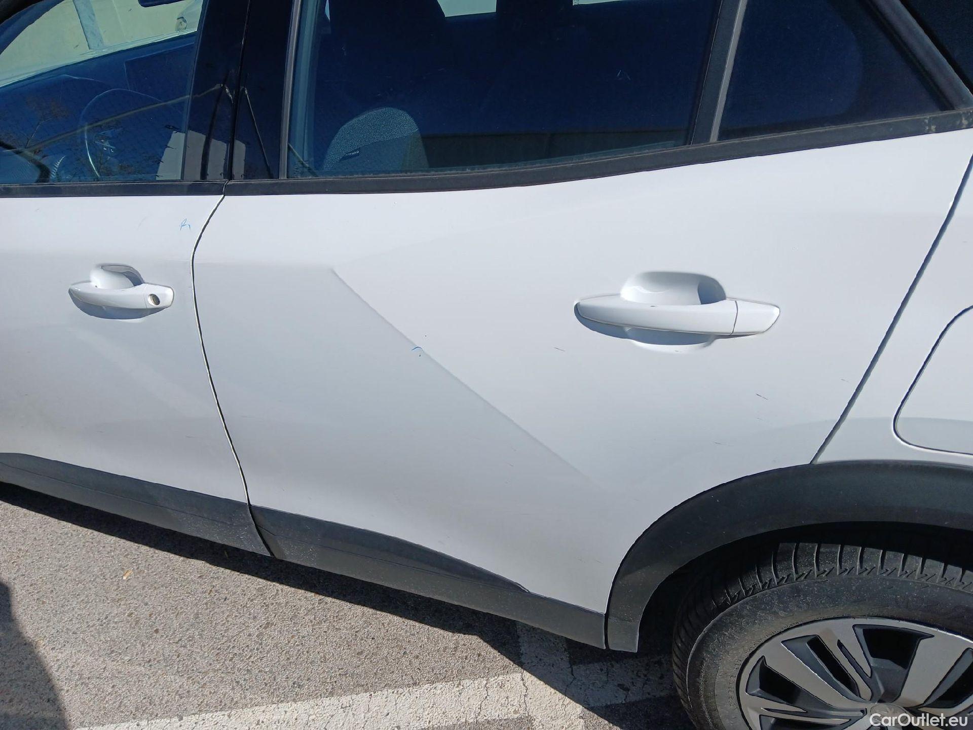  Peugeot  2008 PEUGEOT  / 2019 / 5P / todoterreno Active BlueHDI 81kW (110CV) #17