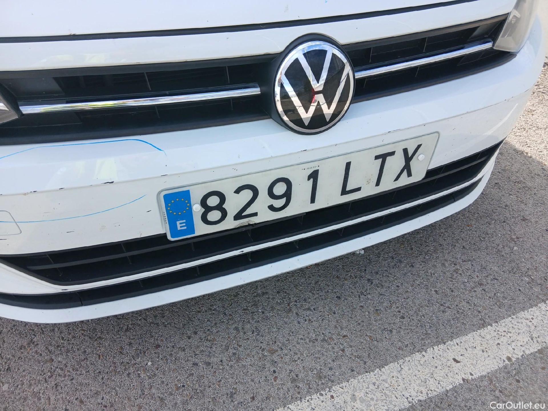  Volkswagen  Polo VOLKSWAGEN  / 2017 / 5P / berlina con portón Advance 1.0 TSI 70kW (95CV) #9