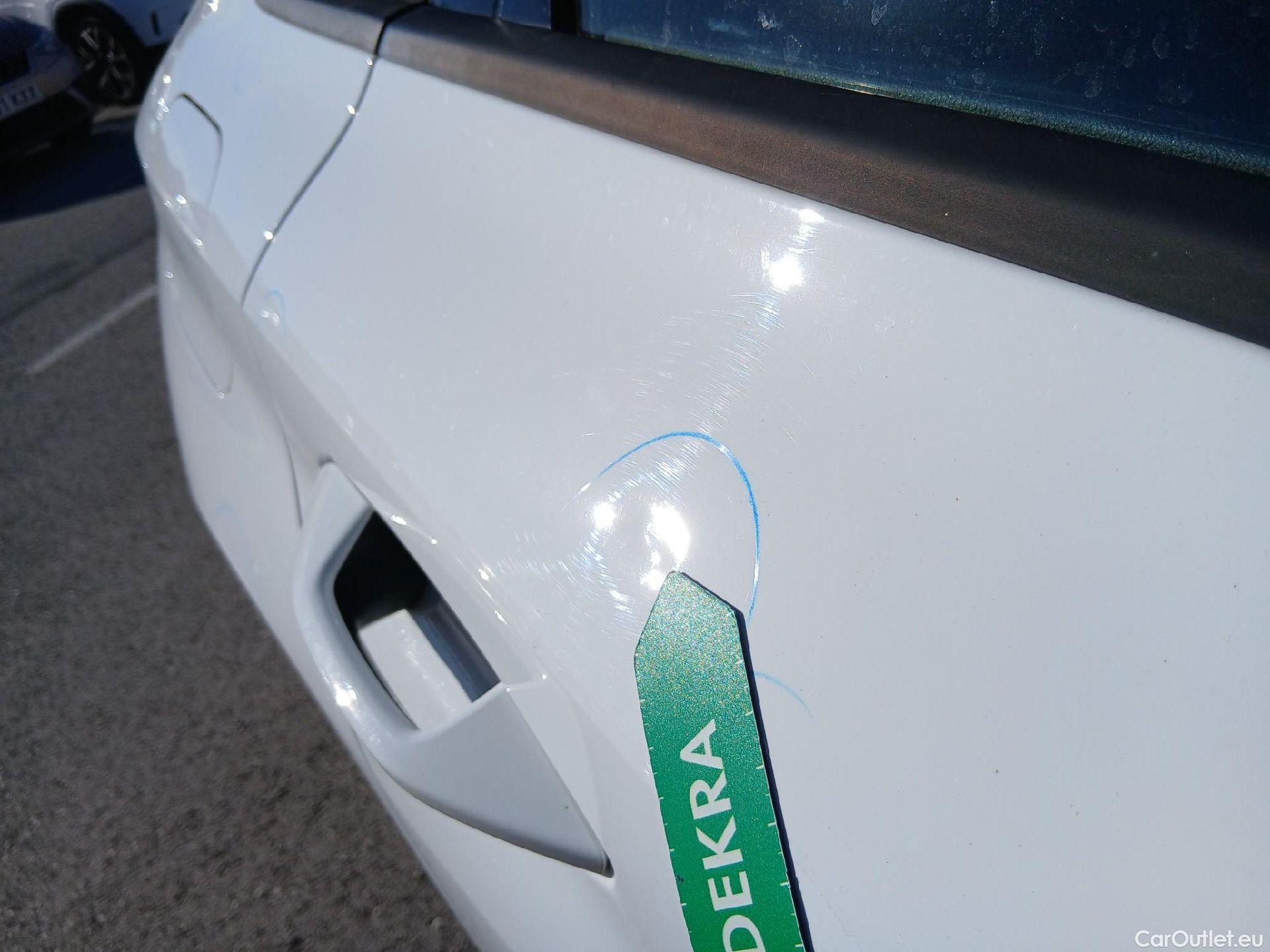  Audi  A3 AUDI  / 2020 / 5P / berlina con portón Sportback 30 TFSI 81kW (110CV) S tronic #34