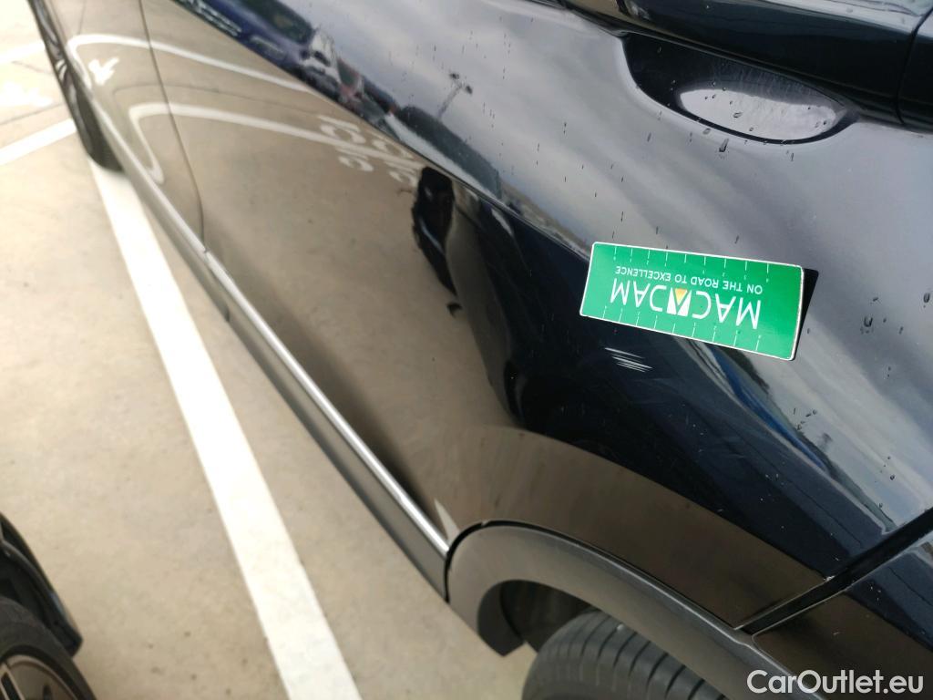  Volkswagen  Tiguan VOLKSWAGEN  / 2020 / 5P / todoterreno Life 2.0 TDI 110kW (150CV) DSG (AC2) #4