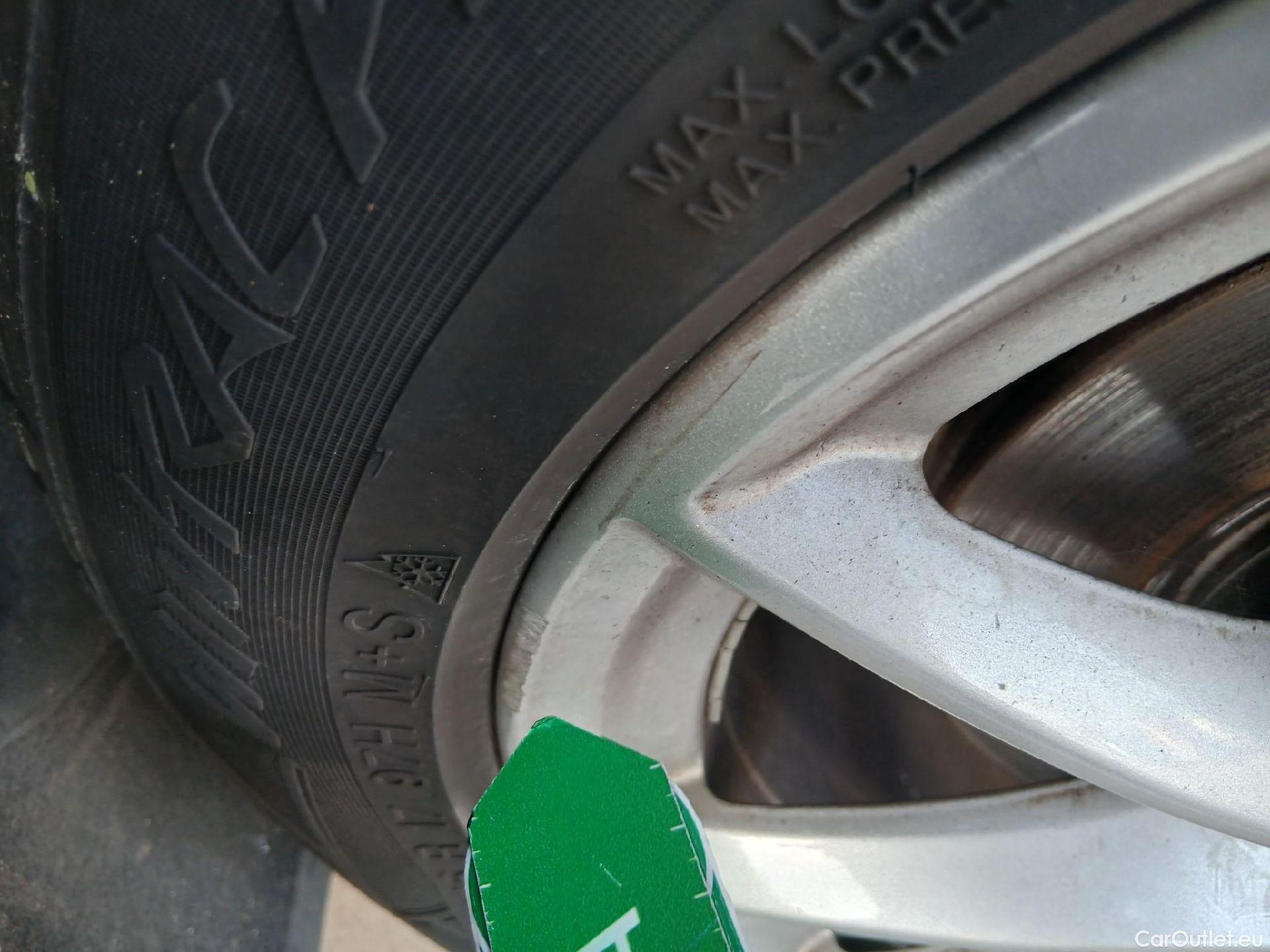  Bmw  X1 BMW  / 2019 / 5P / todoterreno sDrive16d Business #5