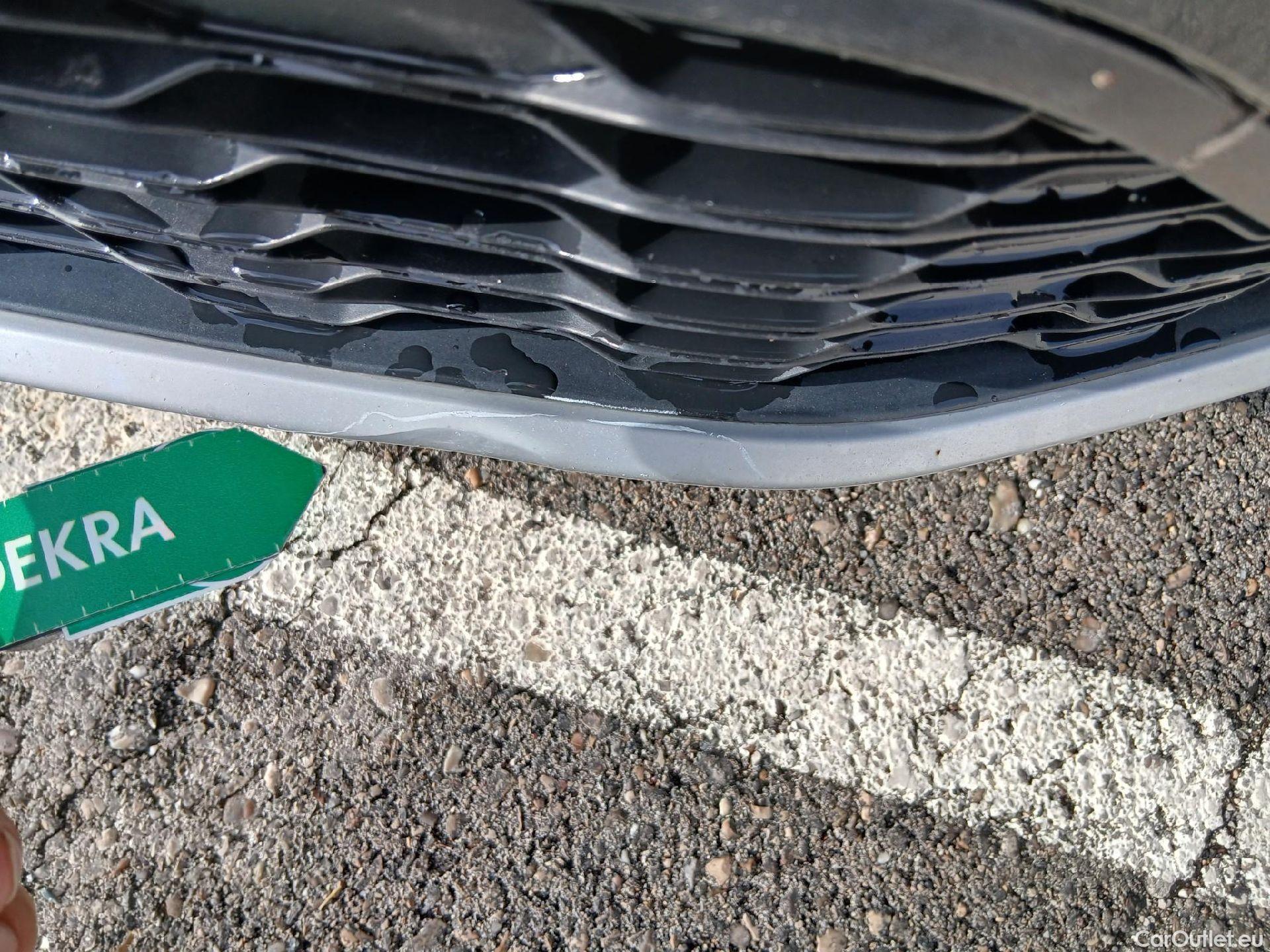  Volkswagen  T-ROC VOLKSWAGEN  / 2017 / 5P / todoterreno Advance 2.0 TDI 110kW (150CV) DSG (AC2) #11