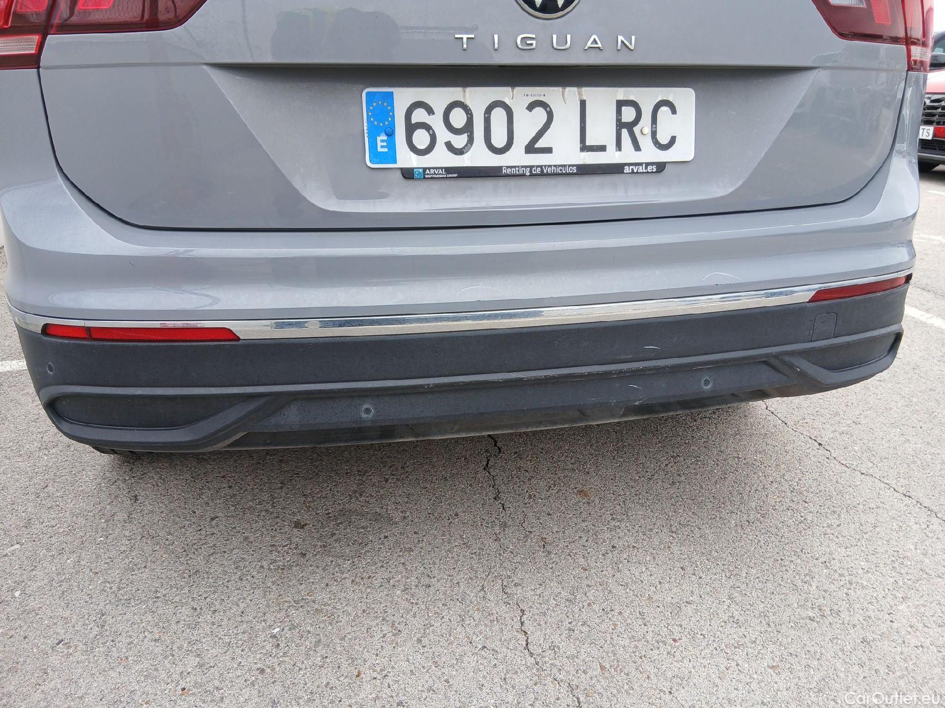  Volkswagen  Tiguan VOLKSWAGEN  / 2020 / 5P / todoterreno Life 2.0 TDI 110kW (150CV) DSG #31