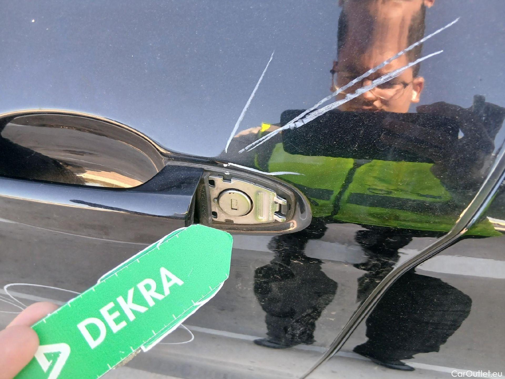  Bmw  X1 BMW  / 2019 / 5P / todoterreno sDrive16d Business #34