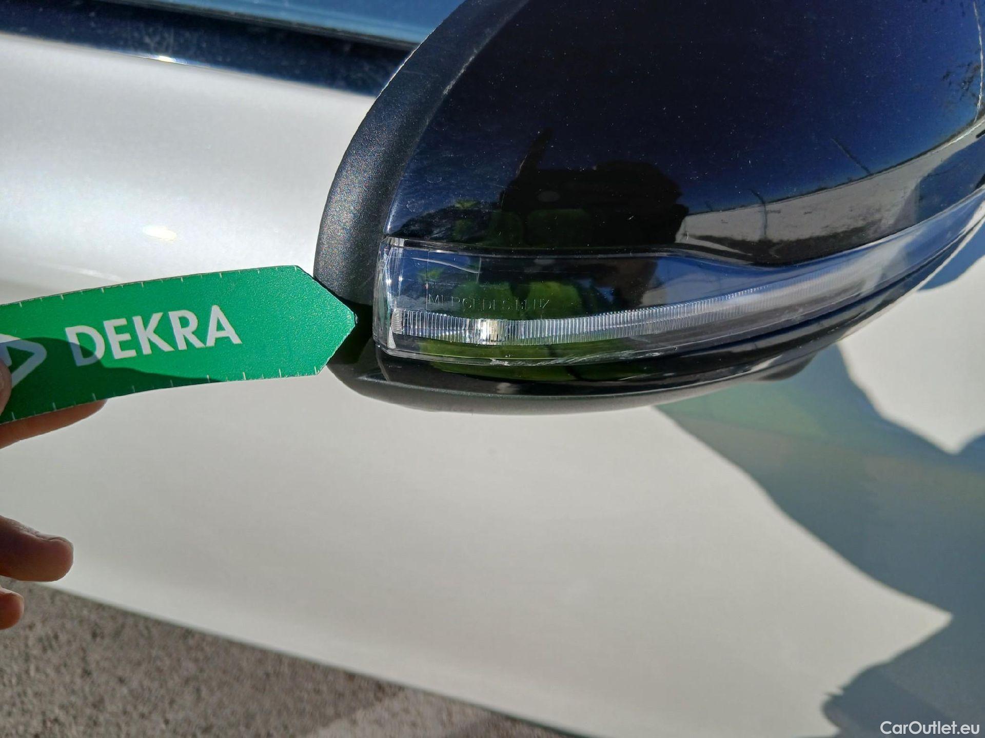  Mercedes  G-Klasee MERCEDES-BENZ GLC Coupé / 2019 / 5P / coupé GLC 300 de 4MATIC #36