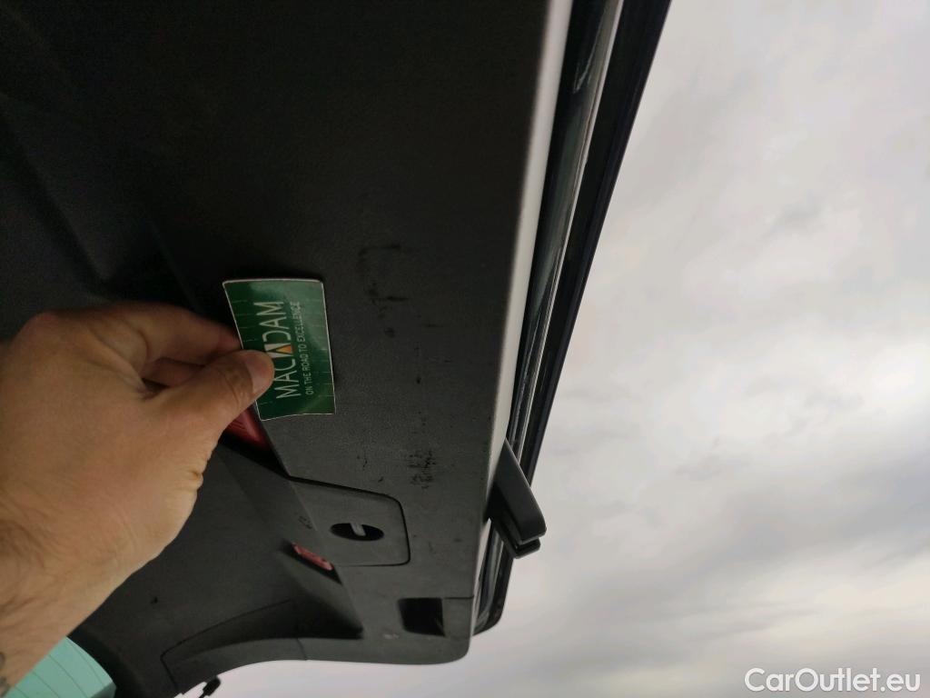  Volkswagen  Tiguan VOLKSWAGEN  / 2020 / 5P / todoterreno Life 2.0 TDI 110kW (150CV) DSG (AC2) #19