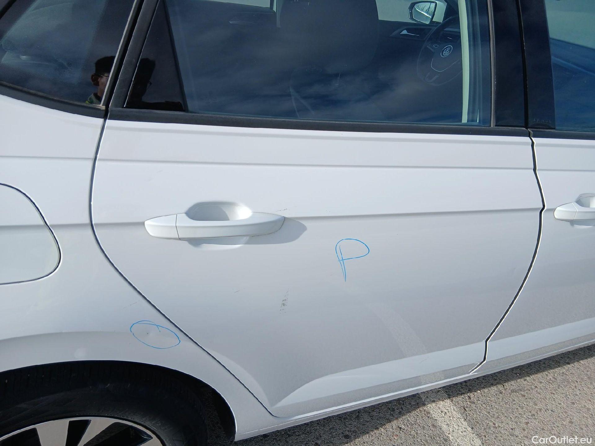  Volkswagen  Polo VOLKSWAGEN  / 2017 / 5P / berlina con portón Advance 1.0 TSI 70kW (95CV) #27