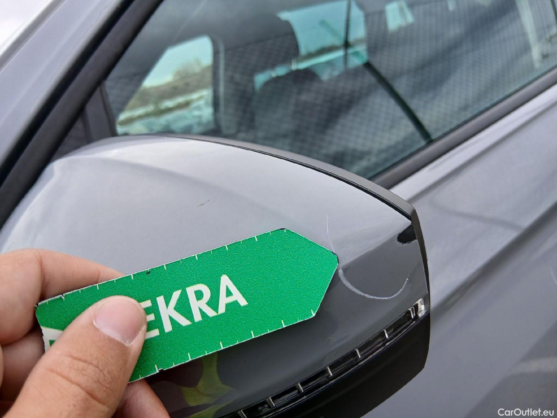  Volkswagen  Tiguan VOLKSWAGEN  / 2020 / 5P / todoterreno Life 2.0 TDI 110kW (150CV) DSG #15