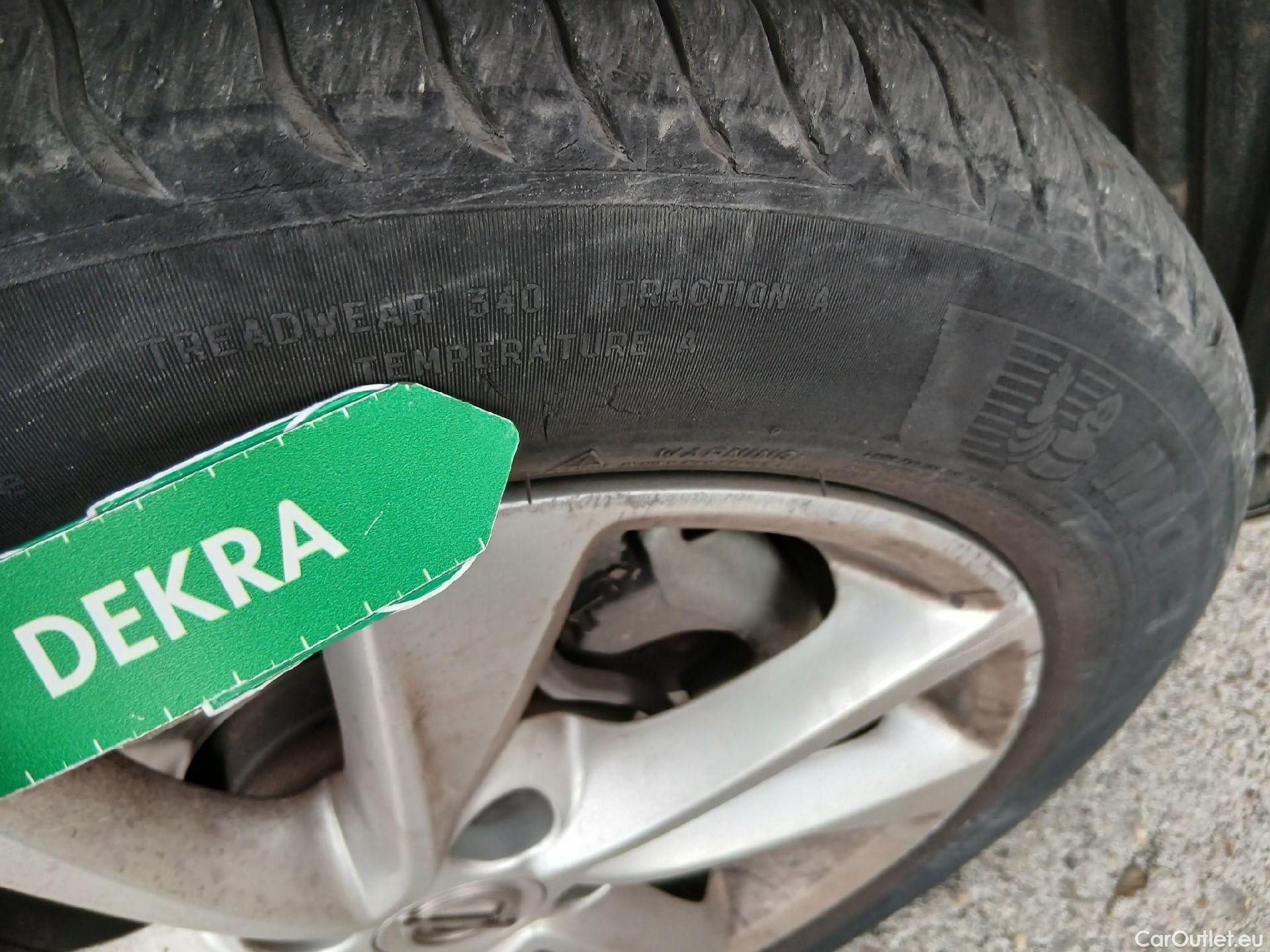  Opel  Corsa OPEL  1.2T XHL 74kW (100CV) Elegance #18