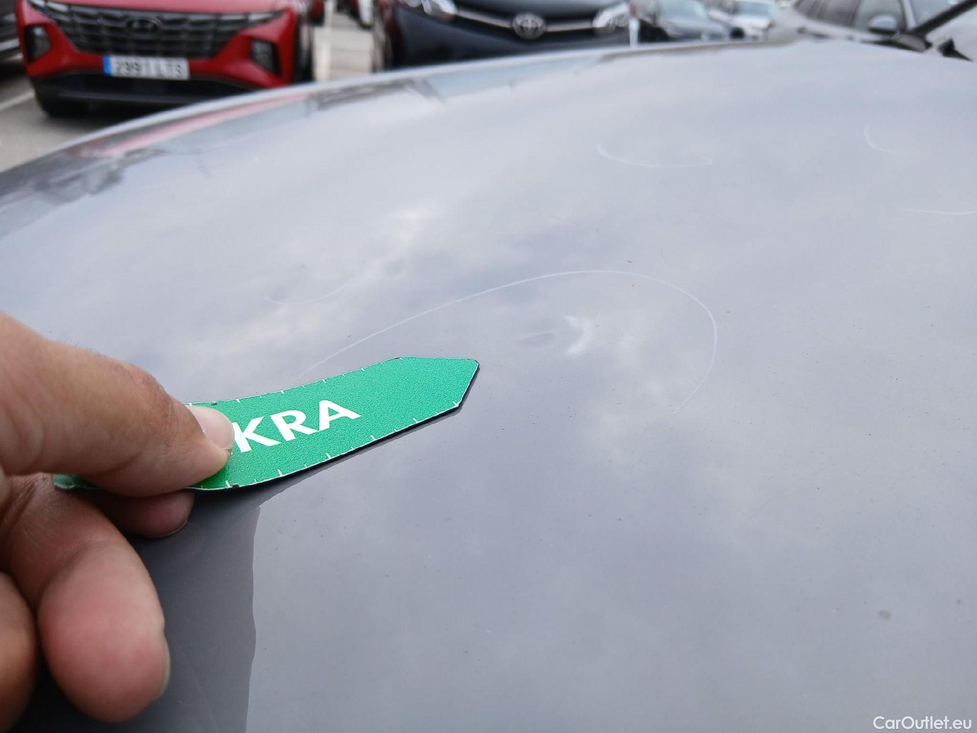  Volkswagen  Tiguan VOLKSWAGEN  / 2020 / 5P / todoterreno Life 2.0 TDI 110kW (150CV) DSG #3