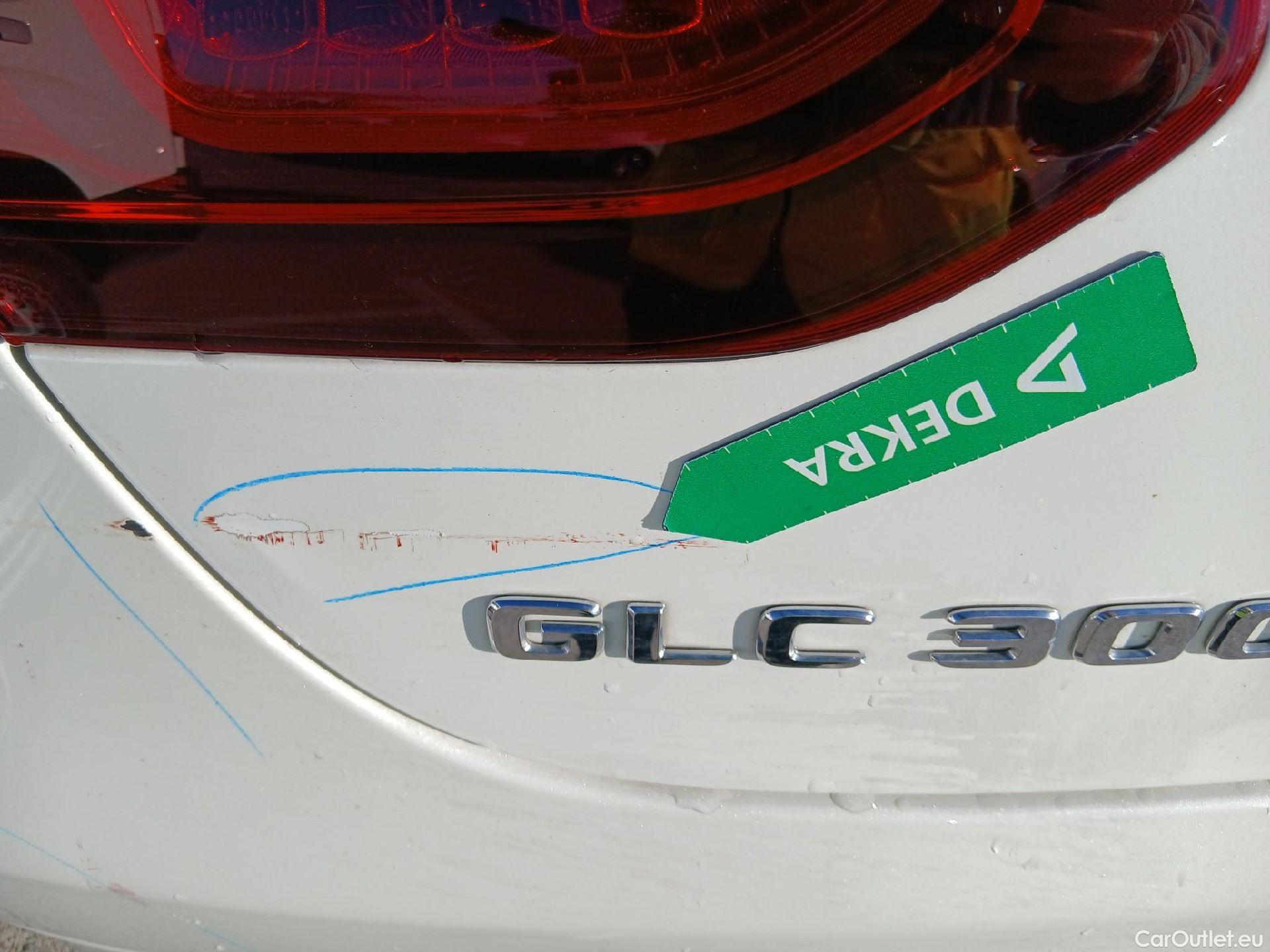  Mercedes  G-Klasee MERCEDES-BENZ GLC Coupé / 2019 / 5P / coupé GLC 300 de 4MATIC #21