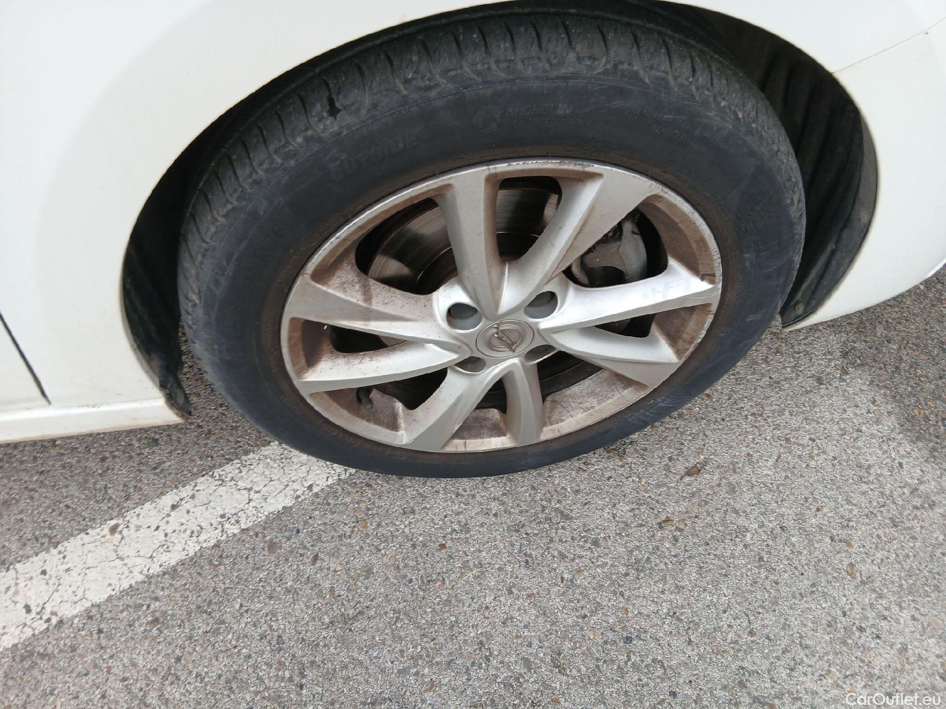  Opel  Corsa OPEL  1.2T XHL 74kW (100CV) Elegance #17