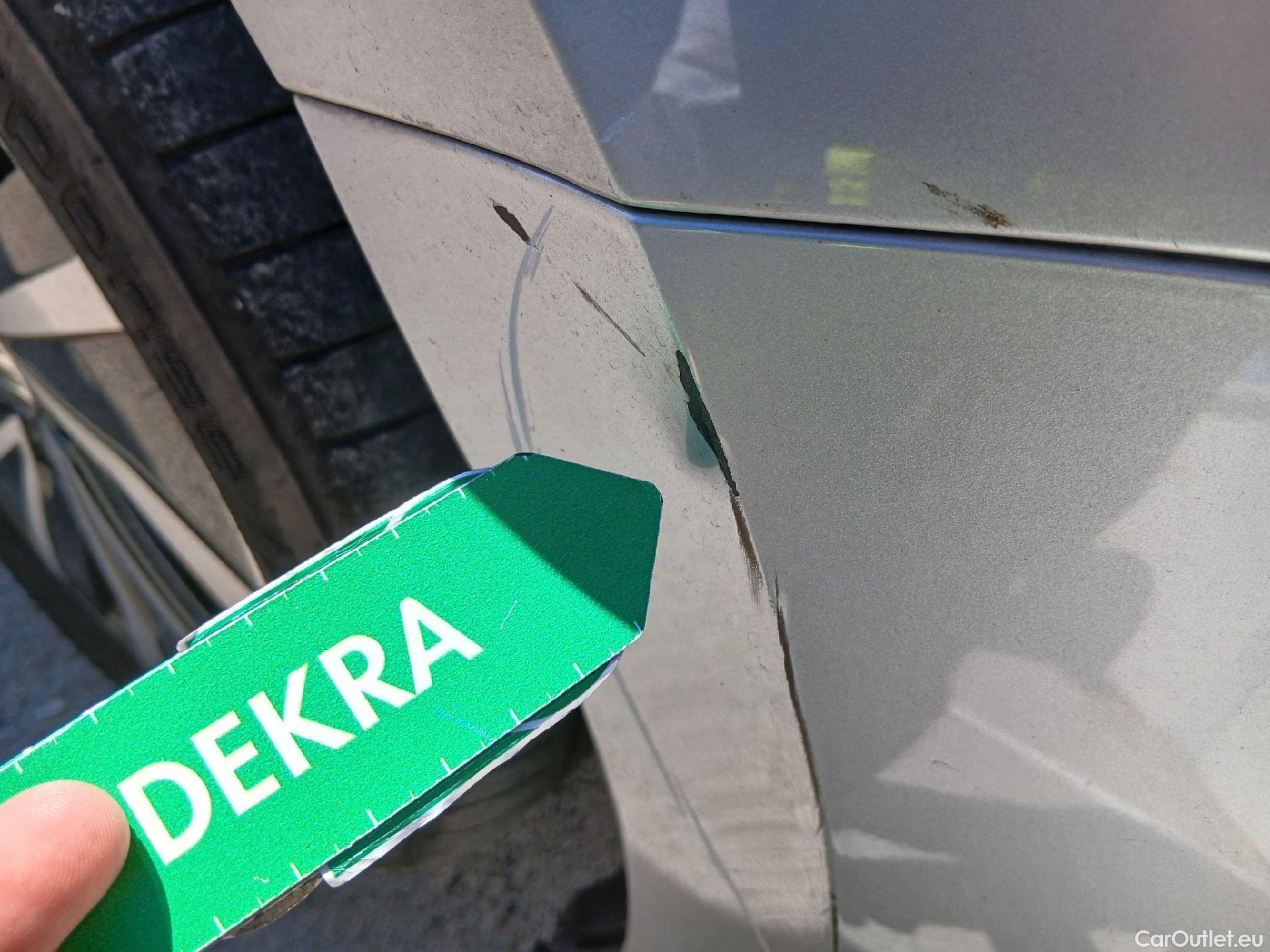  Volkswagen  Polo VOLKSWAGEN  / 2021 / 5P / berlina con portón Life 1.0 TSI 70kW (95CV) #8