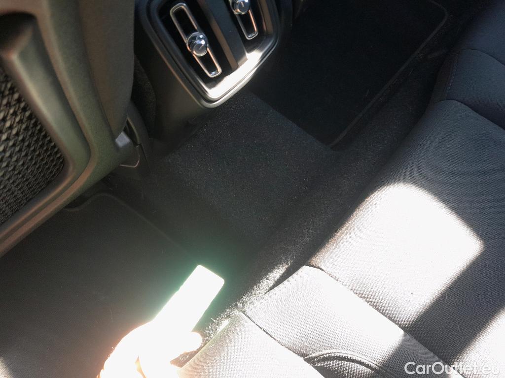  Volvo  XC 40 VOLVO XC40 / 2017 / 5P / todoterreno 1.5 T3 Momentum Pro #19