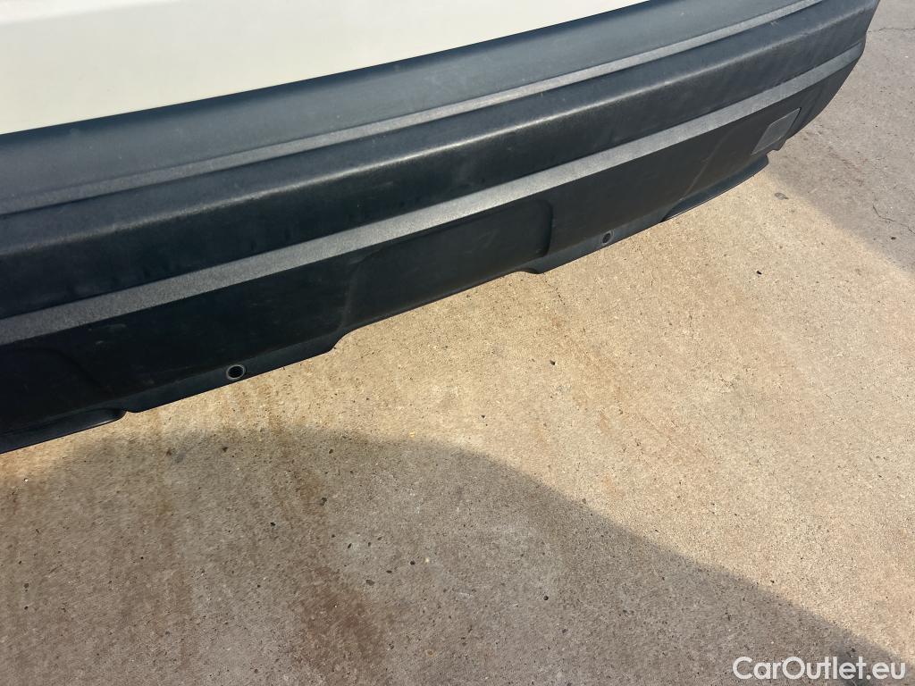  Peugeot  3008 PEUGEOT  / 2020 / 5P / todoterreno 1.5 BlueHDi 96kW (130CV) S&S Active Pack (AC4) #26